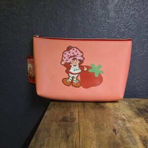 Concept One Strawberry Shortcake Travel Cosmetic Bag Pink